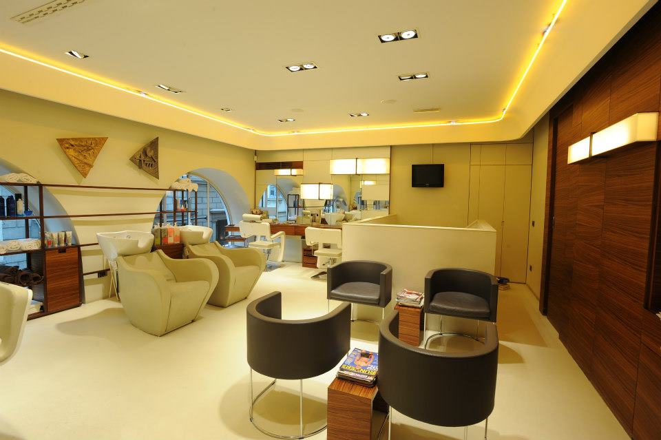 hair saloon